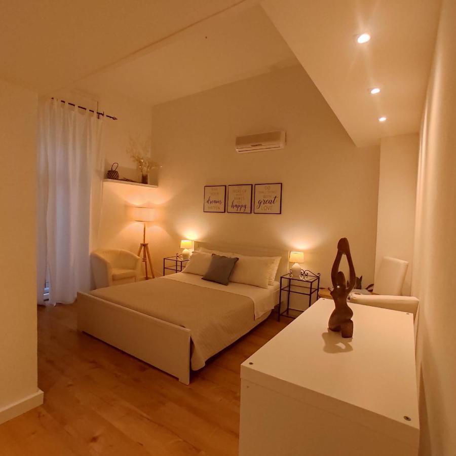 לינה וארוחת בוקר Living קליארי מראה חיצוני תמונה