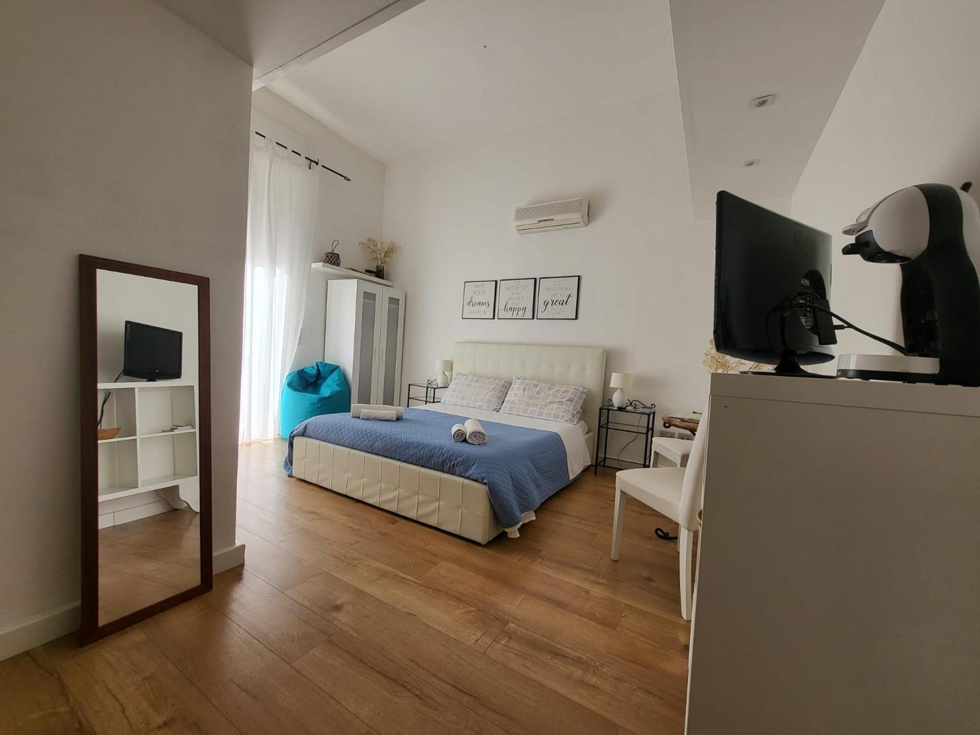 לינה וארוחת בוקר Living קליארי מראה חיצוני תמונה